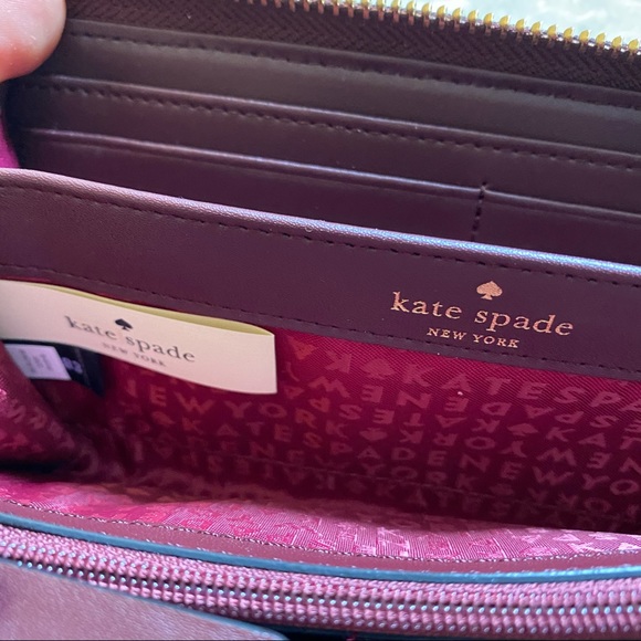 Kate Spade Matthews street nisha wallet